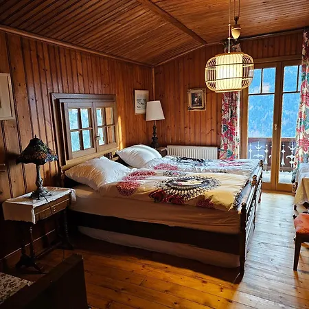 Magnifique Valerie 5 A Coucher & Vue Unique Chalet